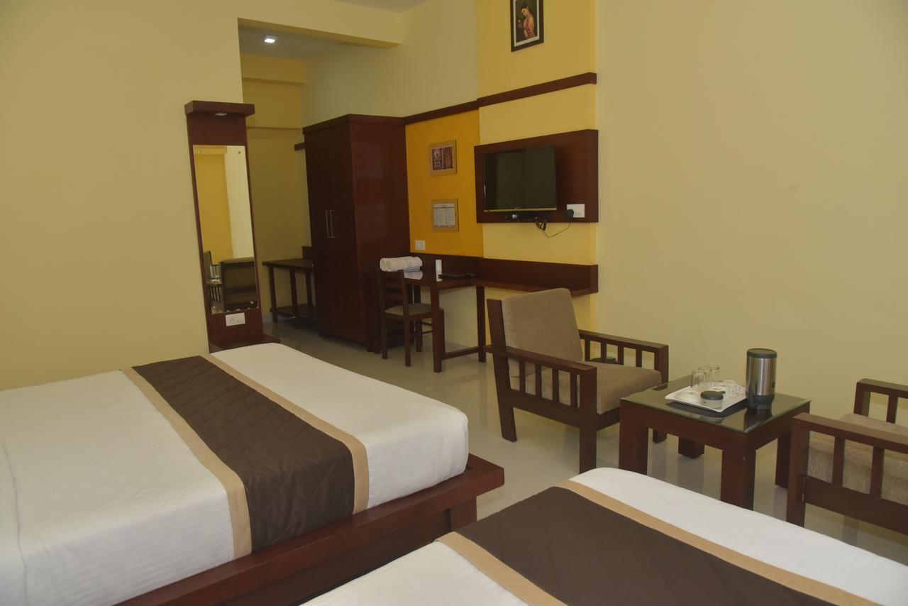 Hotel Akshayadhara Subrahmanya 외부 사진